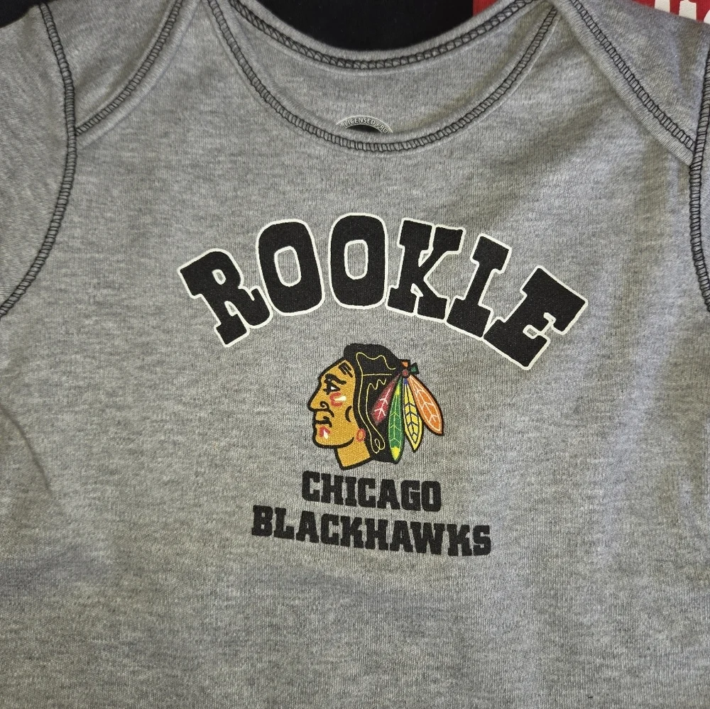 NHL Chicago Blackhawks Baby 12 Months Bodysuit 3pc Hockey NWT 100% Cotton